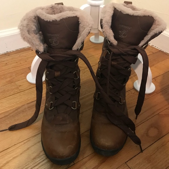 timberlands with fur inside